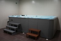 Гидромассажный бассейн в СПА салоне НИКО